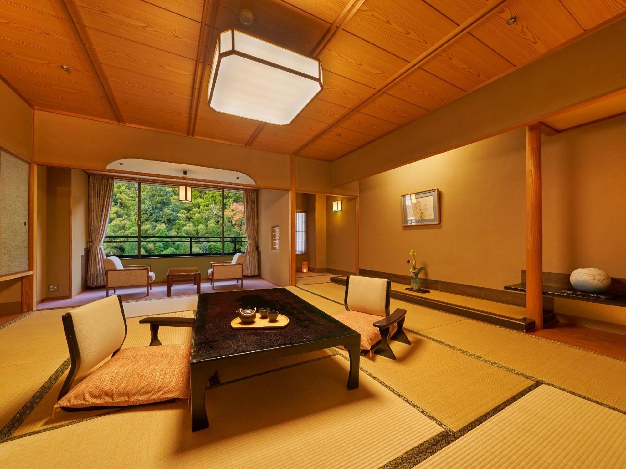 Ooedo Onsen Monogatari Premium Saiki Bekkan Misasa Zimmer foto